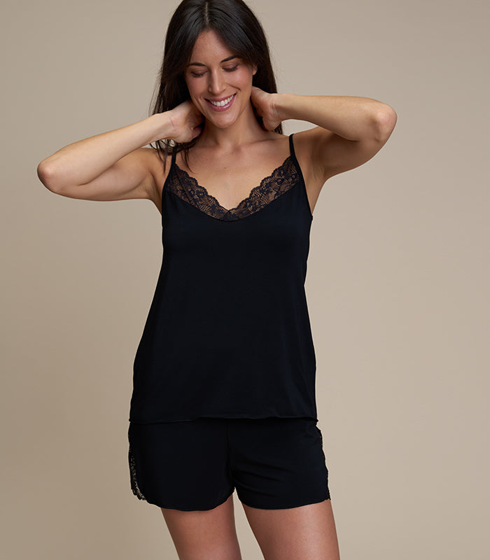 Pajama tank top in natural fabric and biodegradable lace