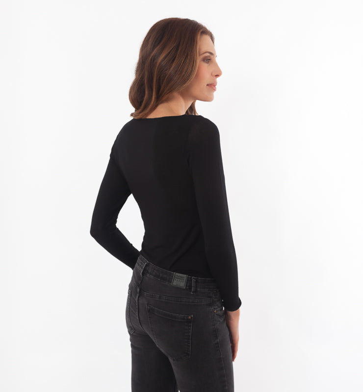 Long-sleeved ribbed TENCEL™ cashmere boat-neck sweater